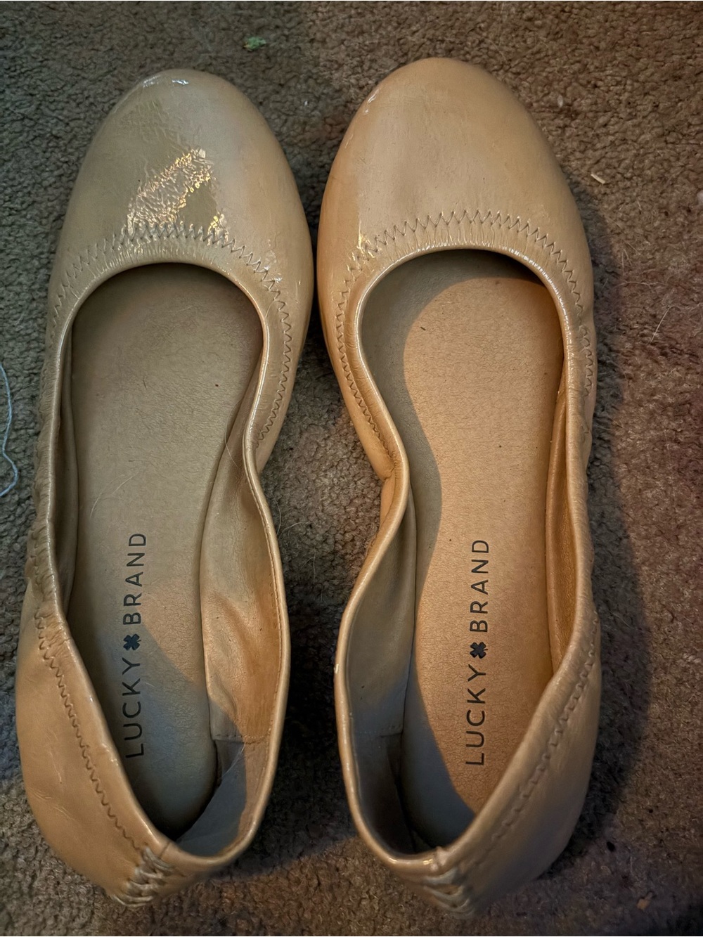 Lucky Brand Women’s Beige Ballet Flats